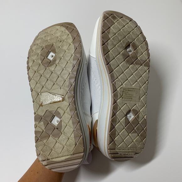 ROUGE White Gold Slip On Athletic Sneakers Size 8.5 - Picture 4 of 4